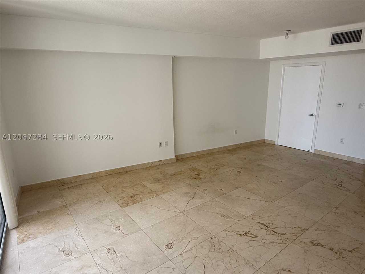 1750 N Bayshore Dr #2308 - Photo 5 of 20