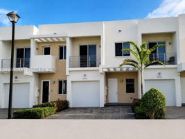 featured image of 10219 Nw 72nd Ter