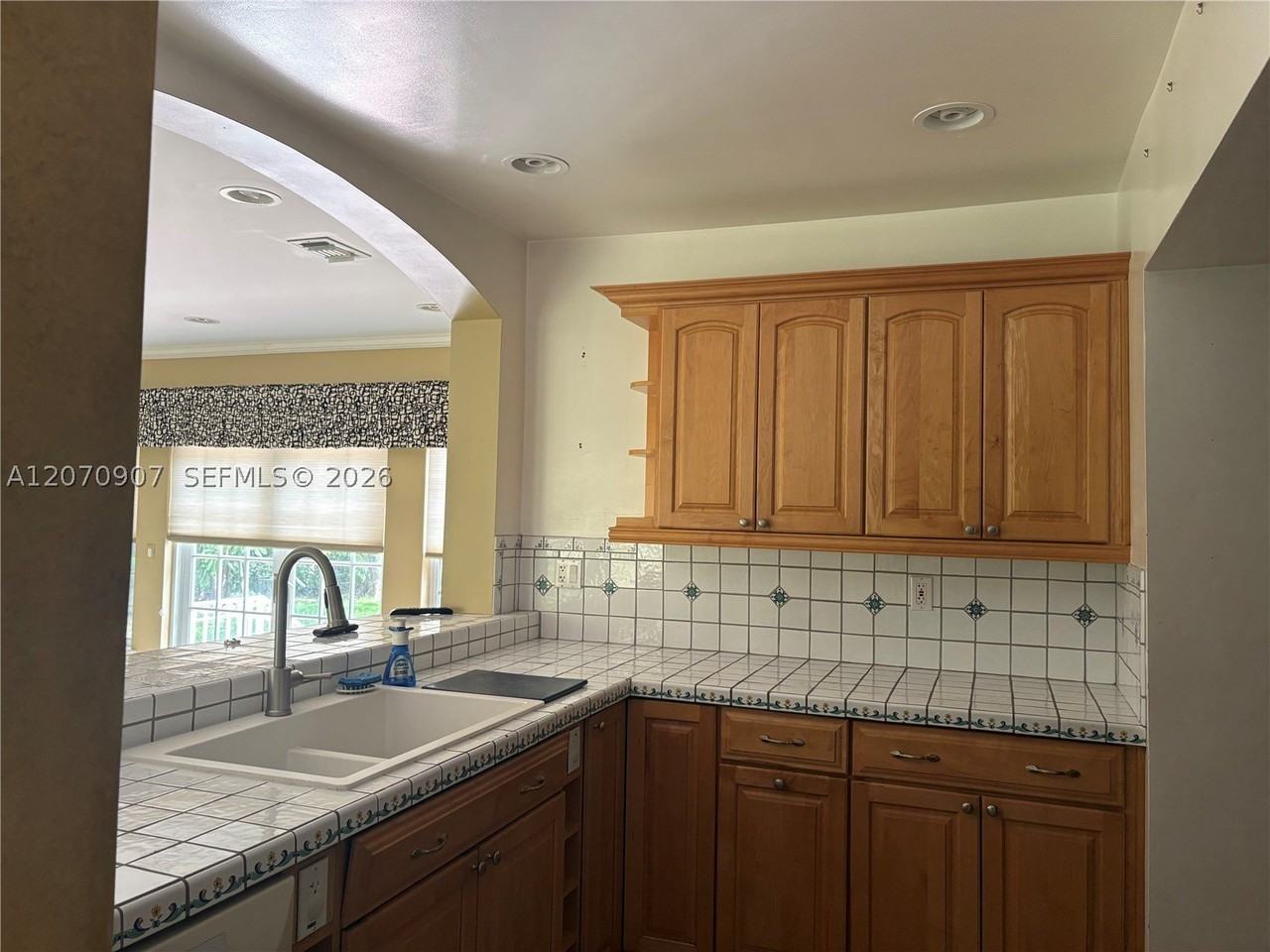 805 Paradiso Ave #805 - Photo 7 of 26