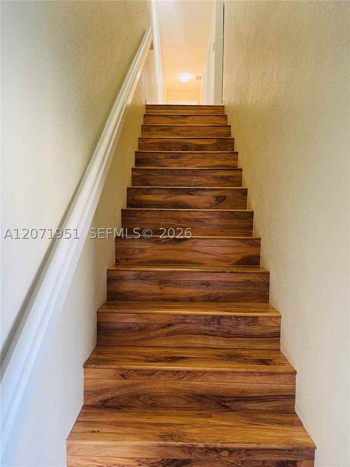 6364 Landings Way - Photo 7 of 23