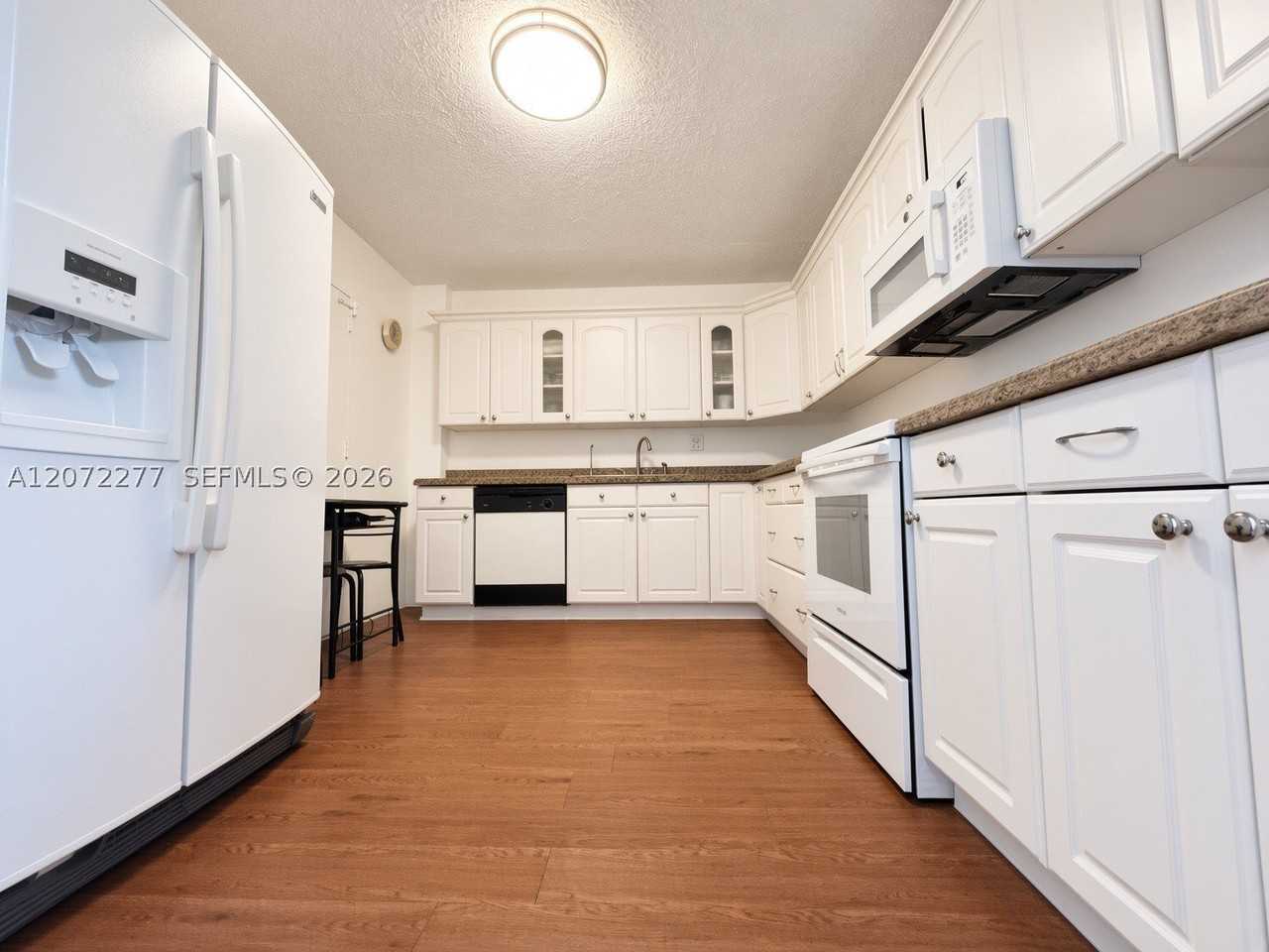 1470 Ne 125th Ter #407 - Photo 7 of 17