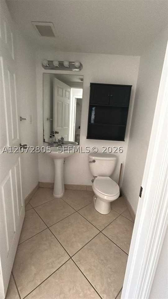 937 Sw 143rd Ave #1605 - Photo 6 of 16