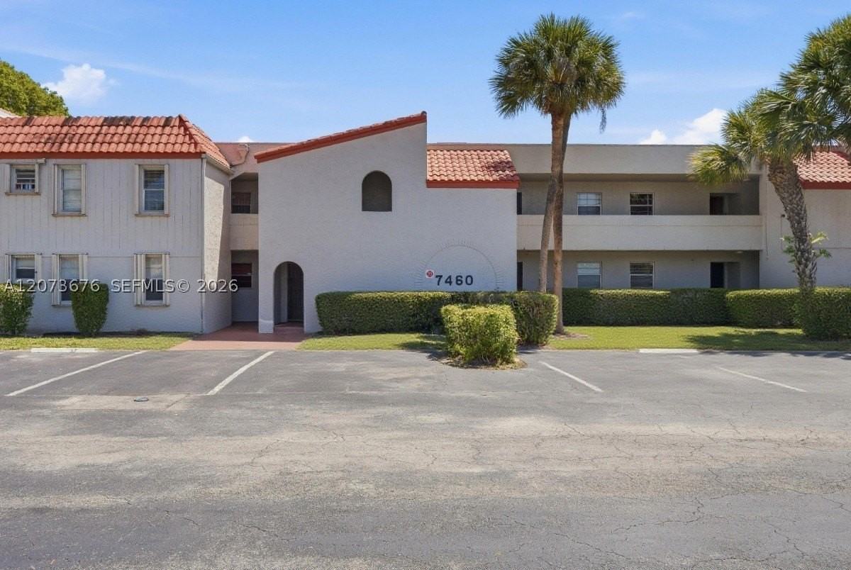 7460 Woodmont Ter #101 - Photo 5 of 39