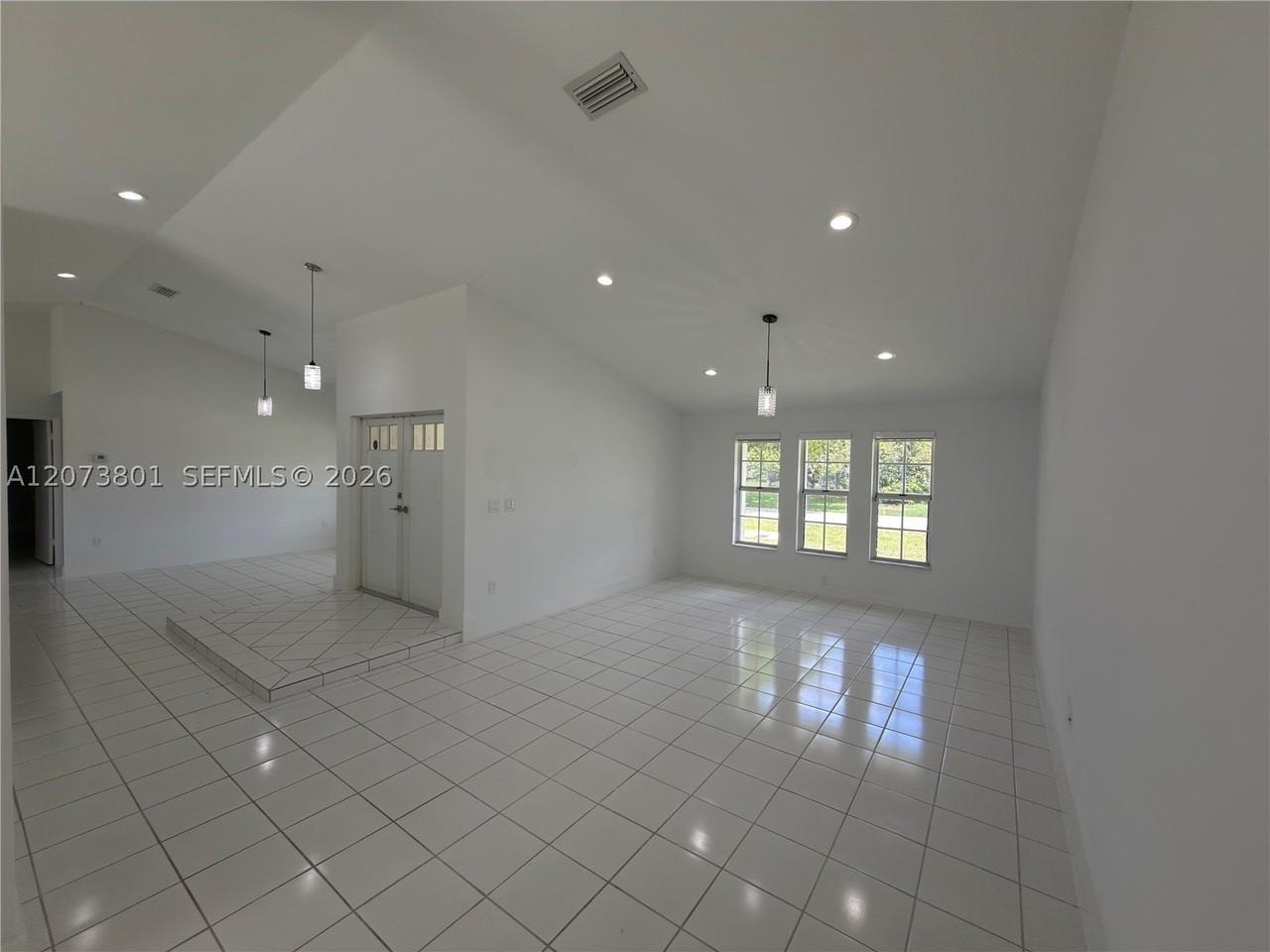 18870 Sw 294th Ter #18870 - Photo 3 of 33