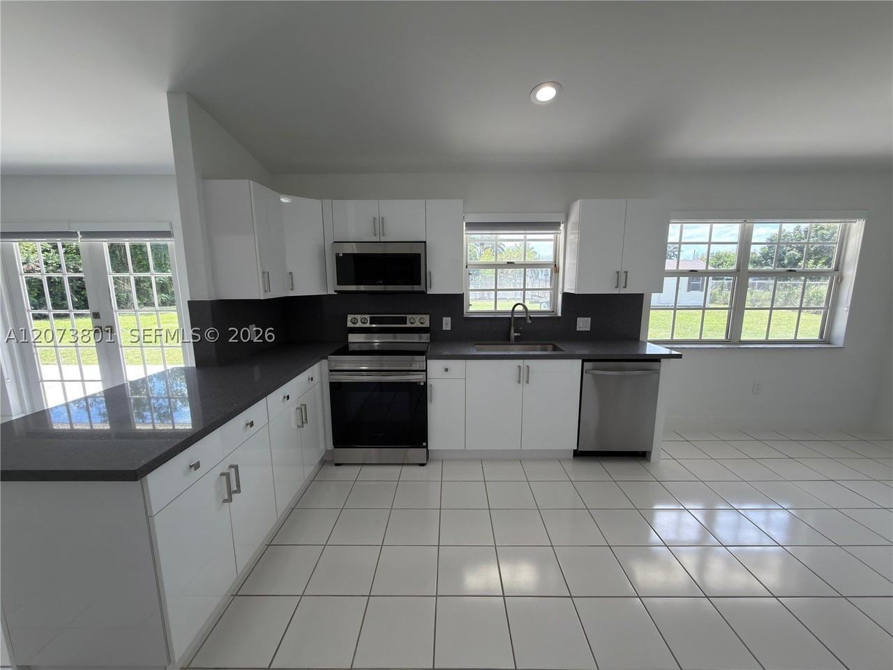 18870 Sw 294th Ter #18870 - Photo 7 of 33