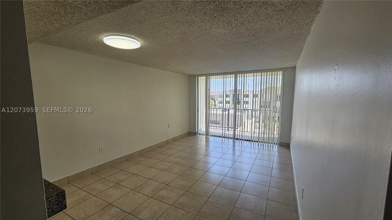 8000 Sw 149th Ave #A411 - Photo 6 of 12