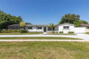 featured image of 1900 Nw 82nd Ter