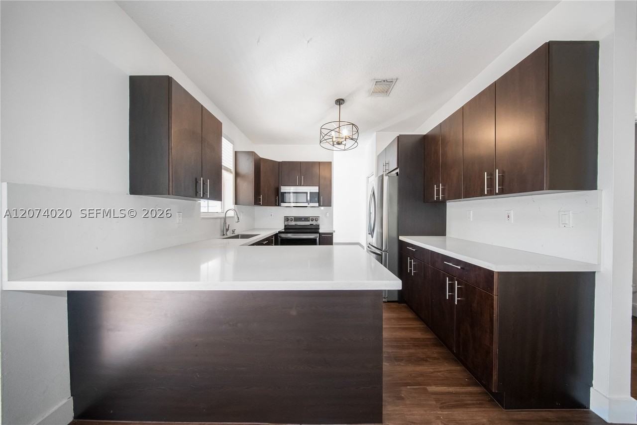 13868 Sw 38th Ter - Photo 7 of 30