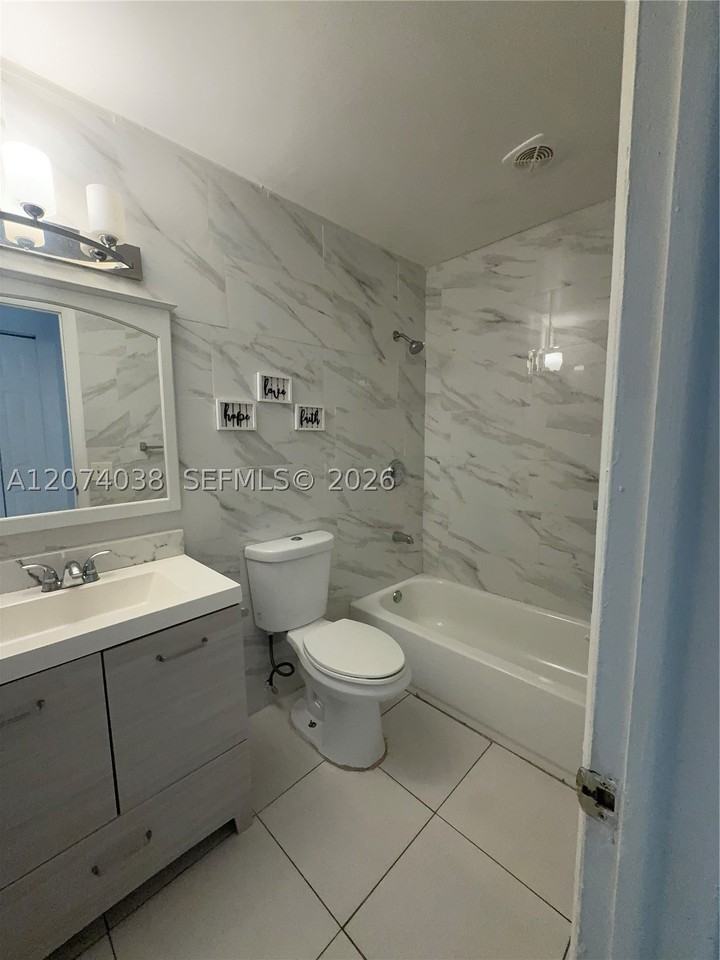 7531 Nw 44th Ct #2 - Photo 6 of 16