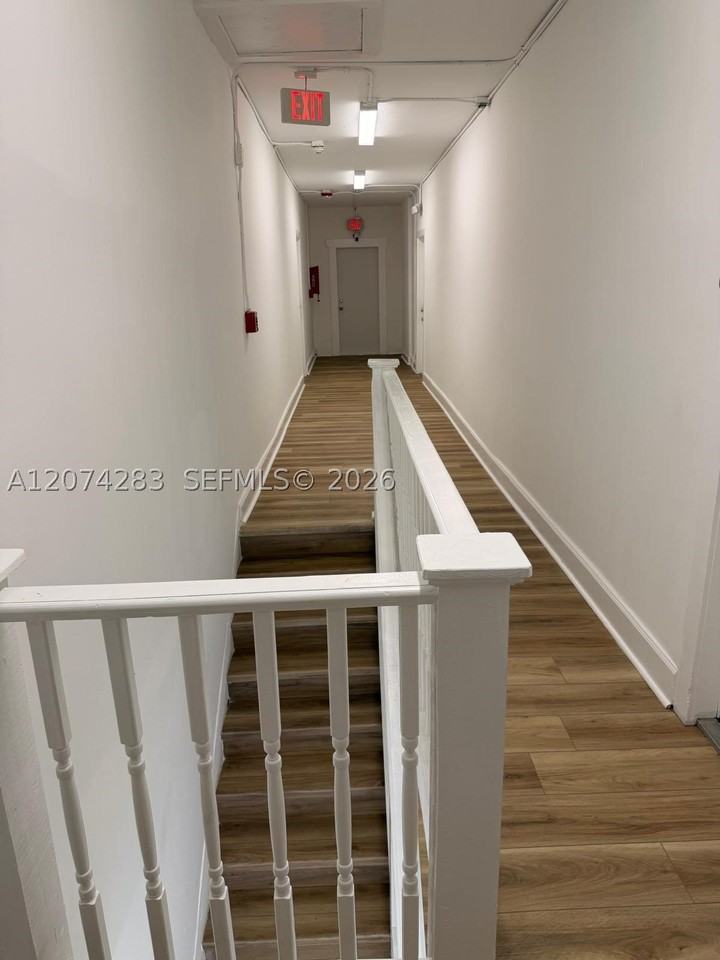 337 Sw 10th Ave #5 - Photo 6 of 14
