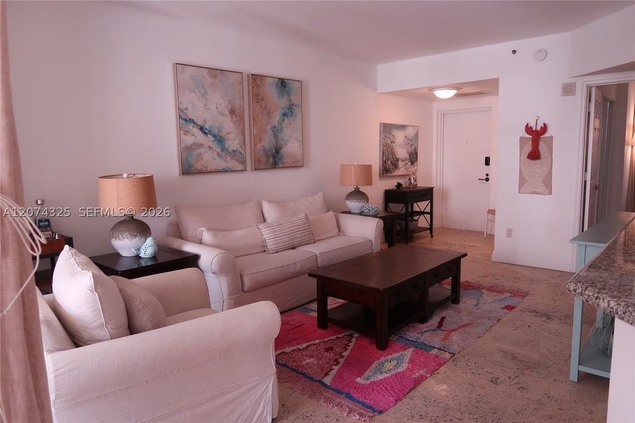 125 Jefferson Ave #115 - Photo 3 of 21