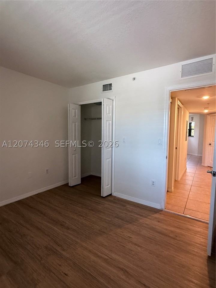 22731 Sw 88th Pl #205 - Photo 5 of 12