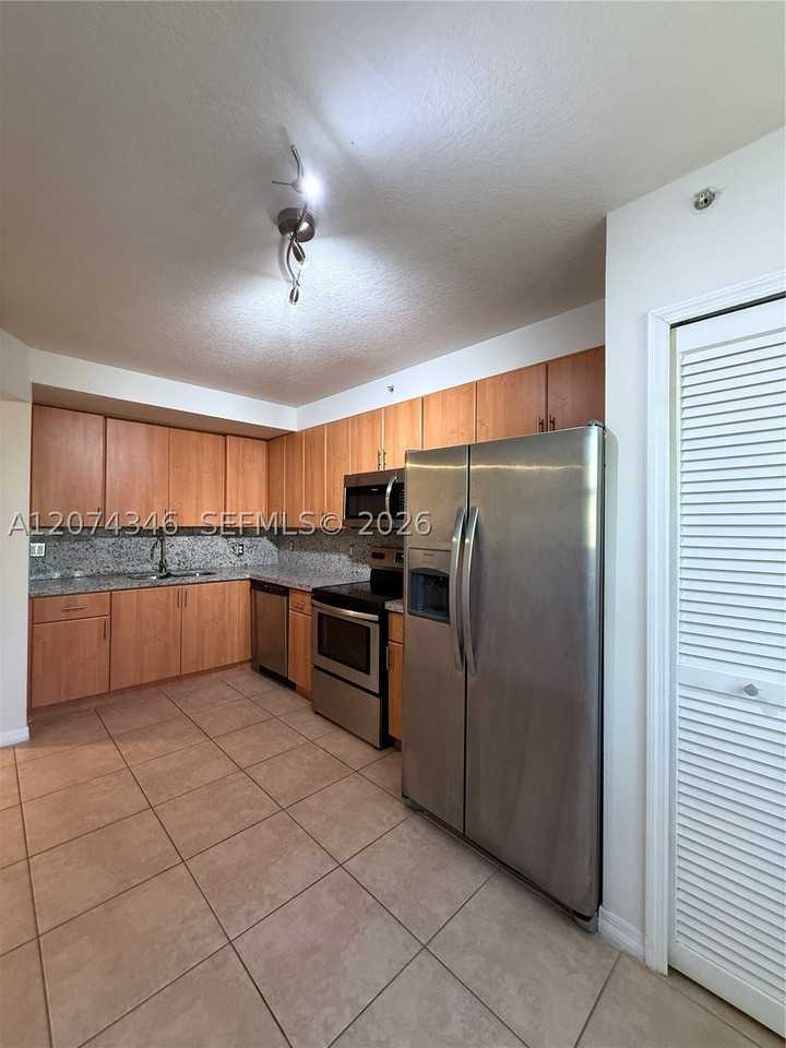 22731 Sw 88th Pl #205 - Photo 7 of 12