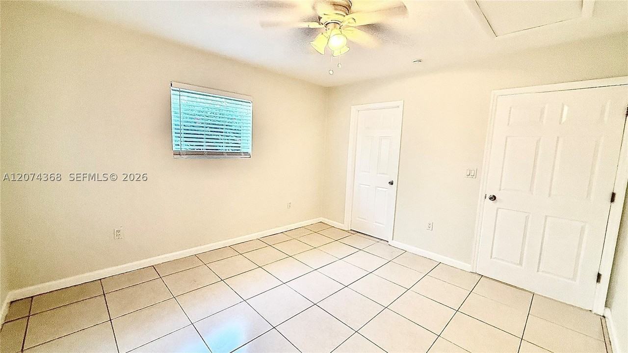 19505 Sw 128th Ave #1 - Photo 7 of 15
