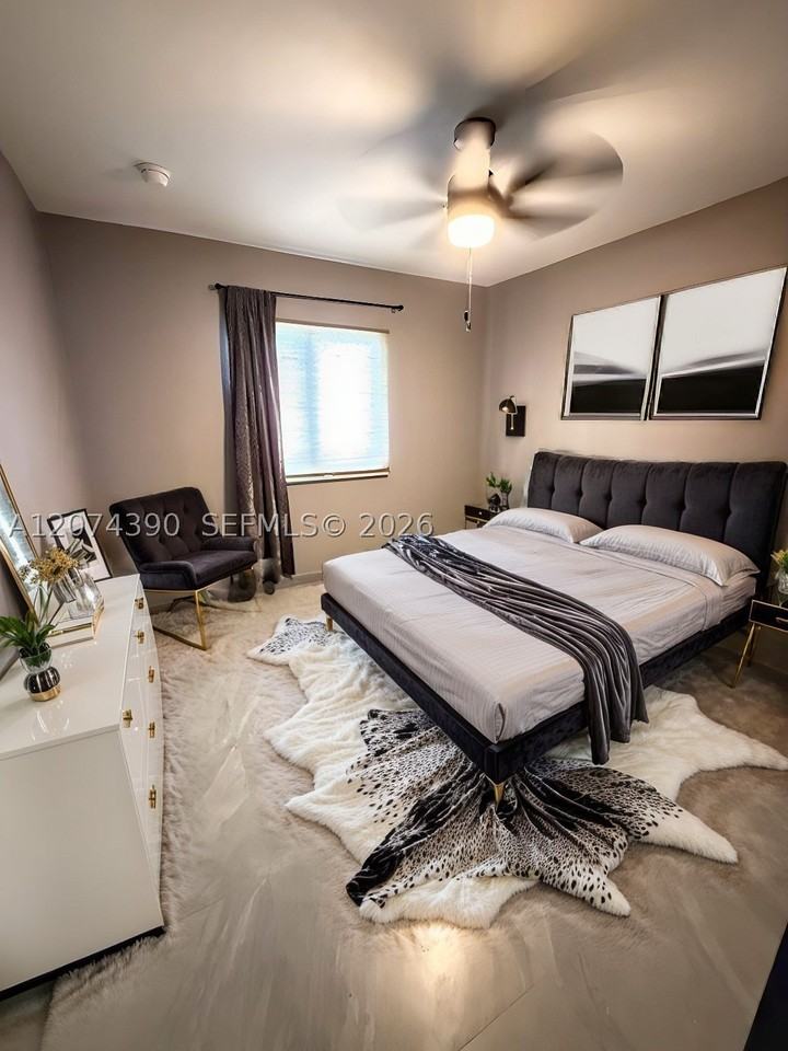 2057 Washington Ave #2 - Photo 4 of 15