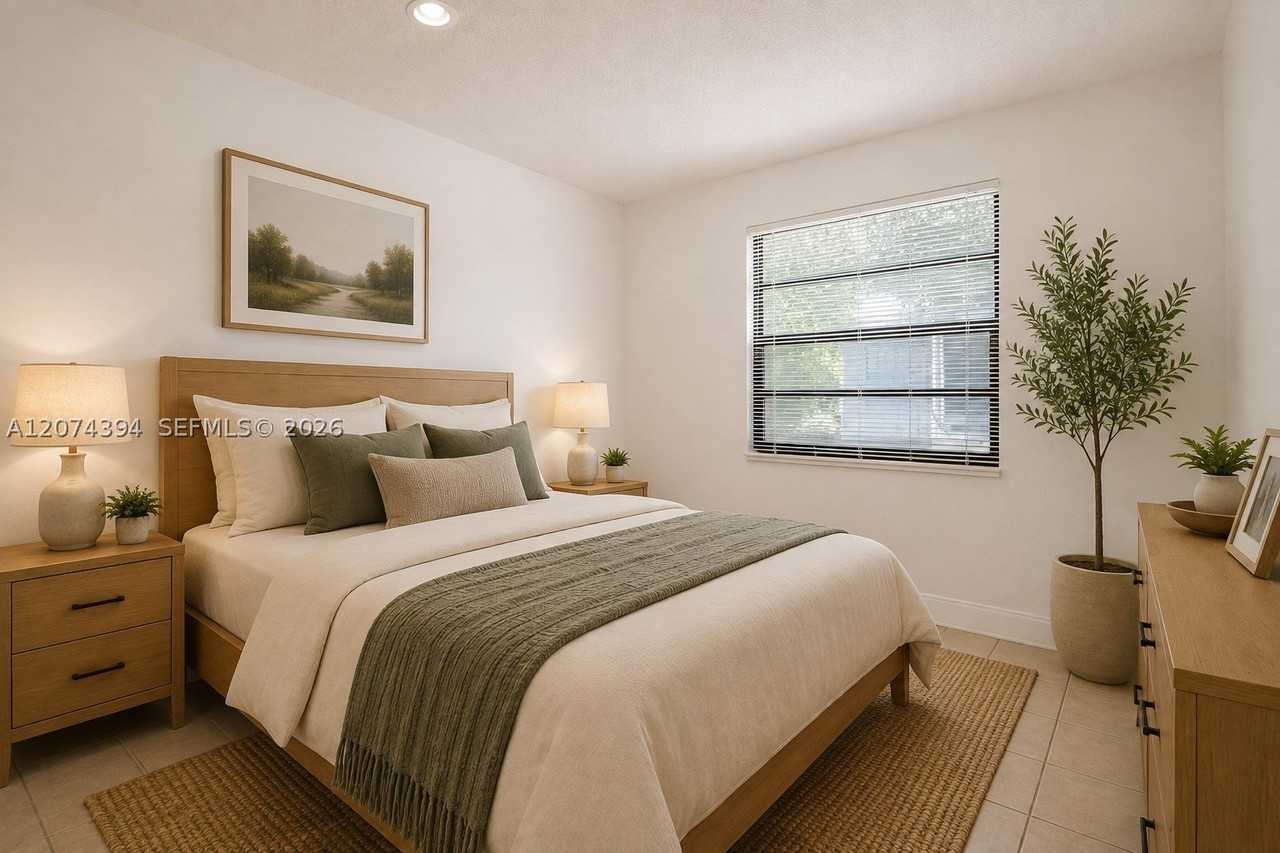 1020 Nw 6th Ave #2 - Photo 6 of 14