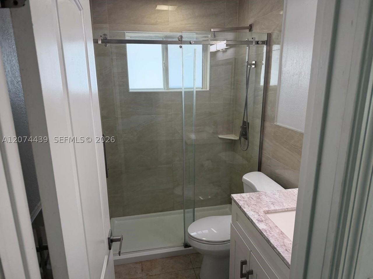 1000 N 76th Ter - Photo 3 of 12