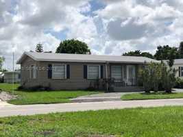 featured image of 6520 Sandalfoot Blvd #H
