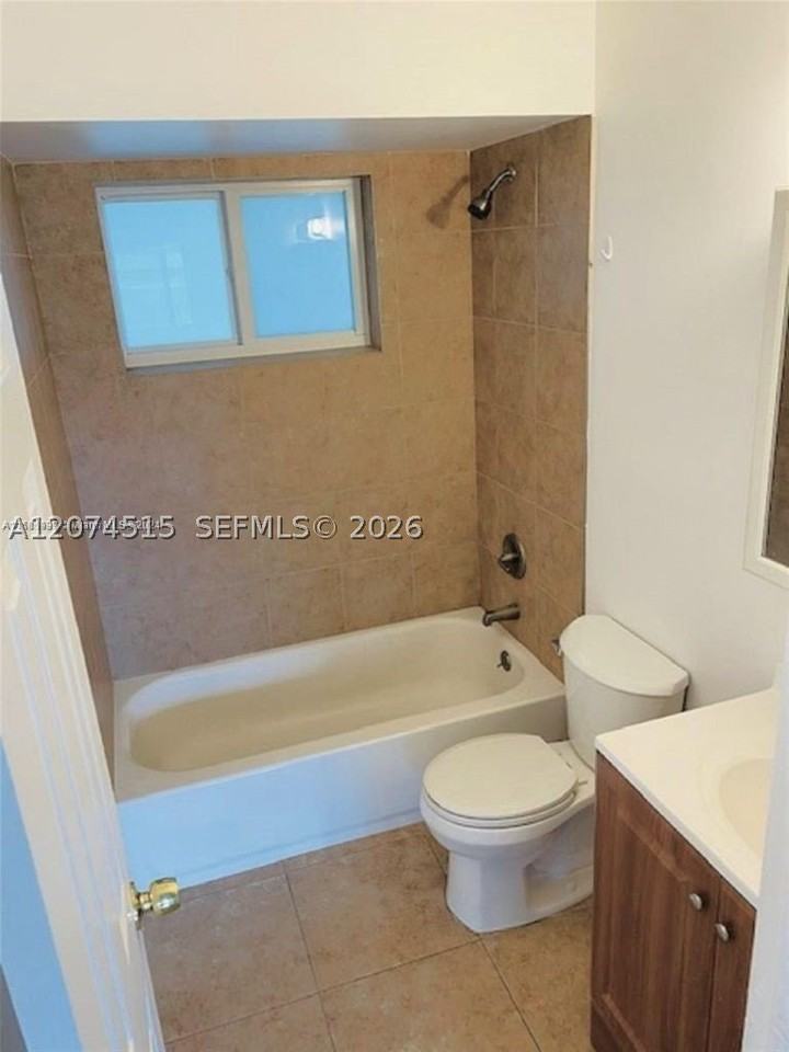 6200 Fillmore St #6202 - Photo 6 of 13