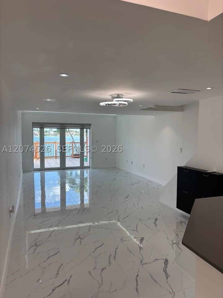 12400 Nw 11th Ln #2101 - Photo 3 of 21