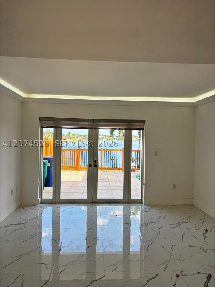 12400 Nw 11th Ln #2101 - Photo 4 of 21