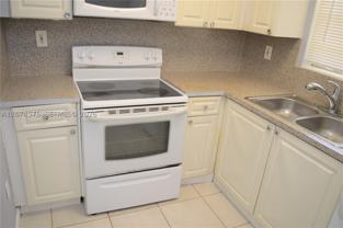 1370 Ne 119th St - Photo 1 of 1