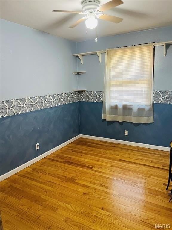 415 Roanoke Dr - Photo 5 of 10