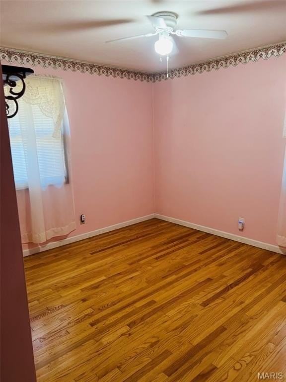 415 Roanoke Dr - Photo 6 of 10