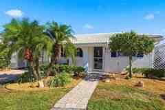 957 Spanish Dr N - Photo 1 of 1