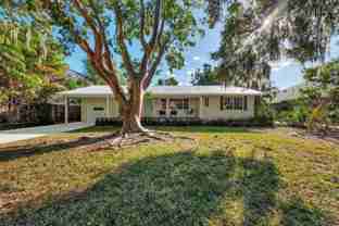 1726 Floyd St - Photo 1 of 1