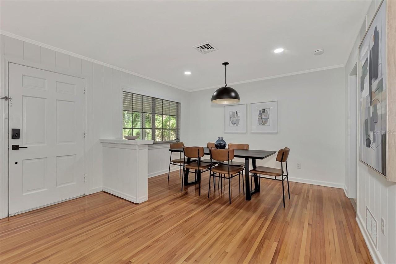1726 Floyd St - Photo 5 of 50