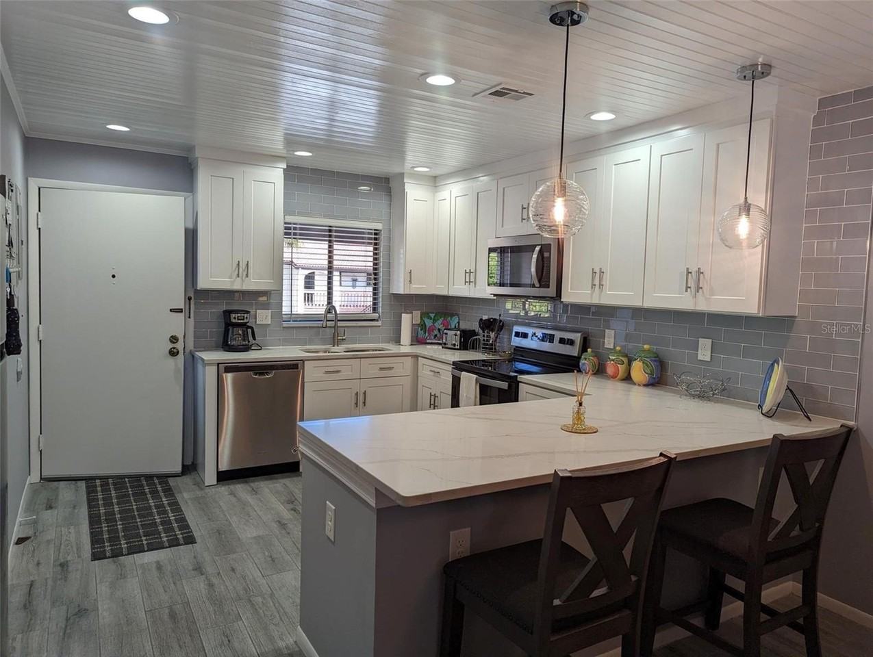 1634 Stickney Point Rd #1634-2 - Photo 2 of 10