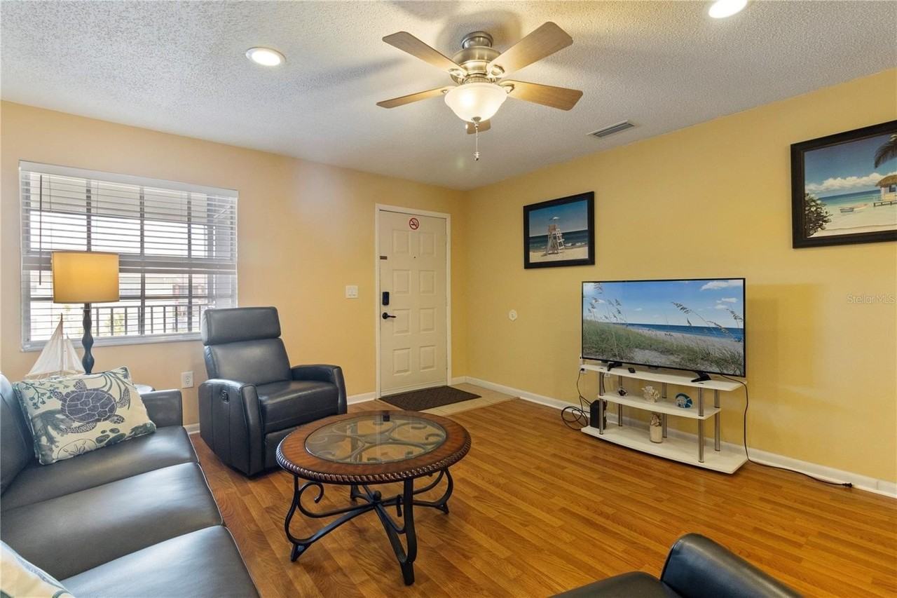 1531 Placida Rd #203 - Photo 7 of 28