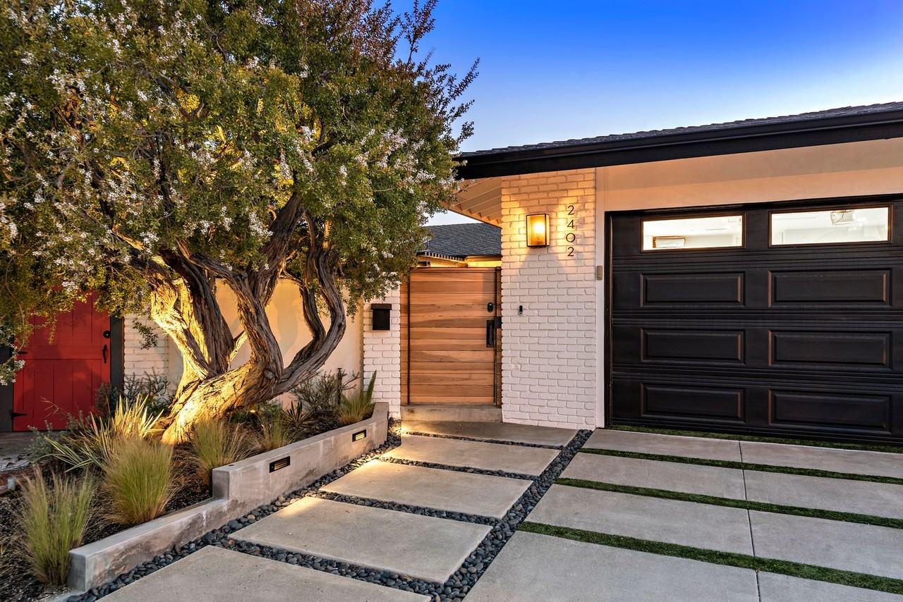 2402 Calle Madiera - Photo 2 of 32