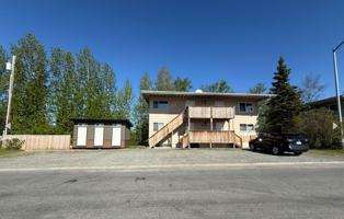 featured image of 3907 Carolina Dr