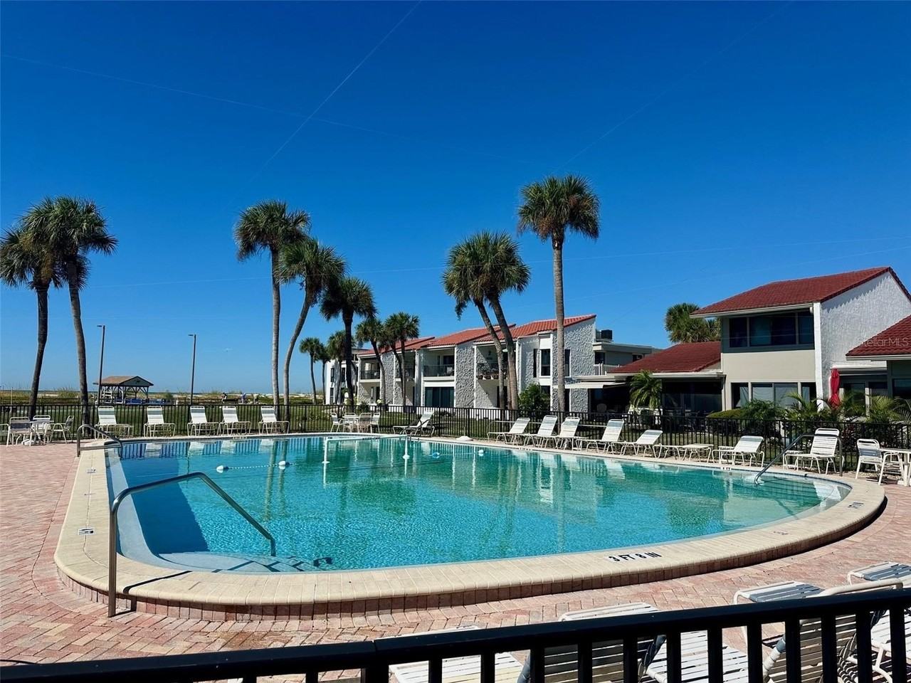 500 Park Blvd S #46 - Photo 3 of 20
