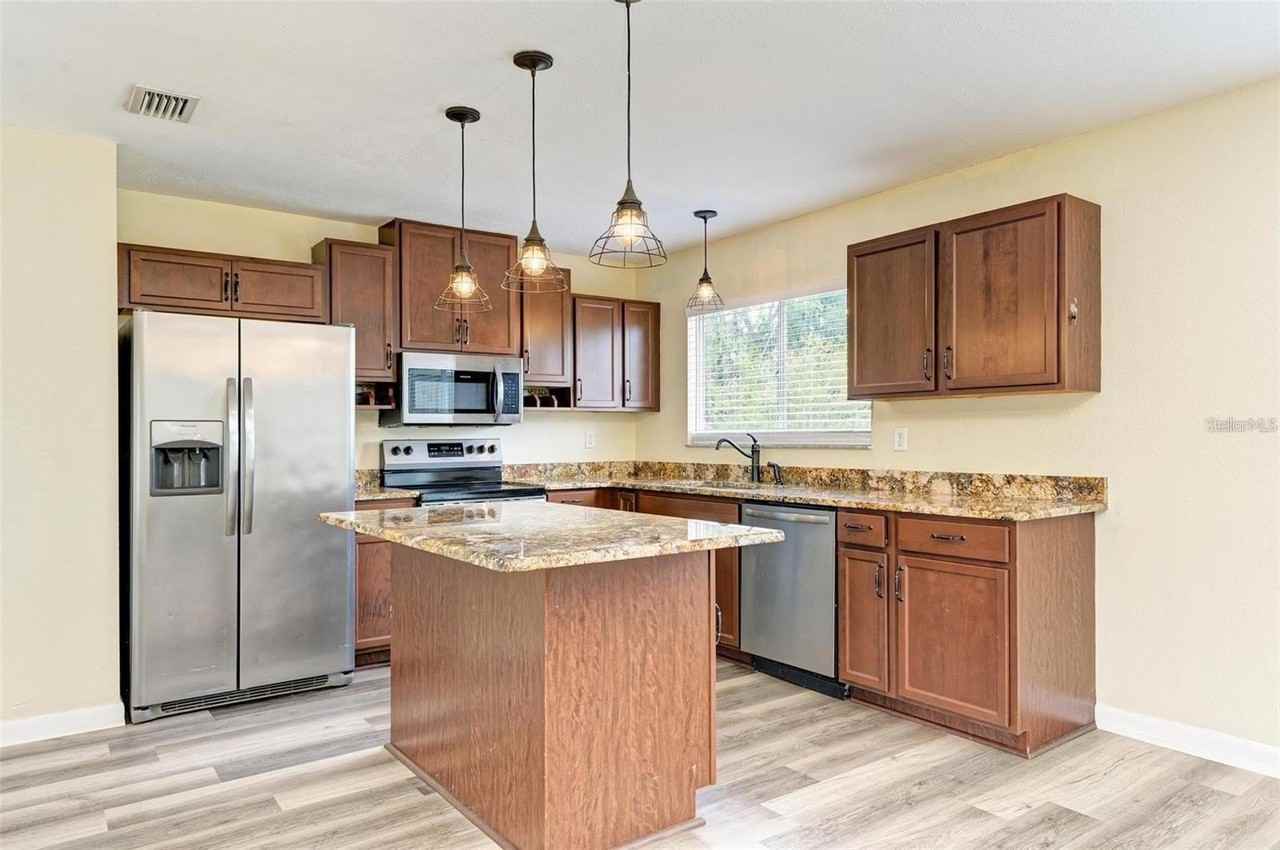 7120 Elyton Dr - Photo 7 of 30