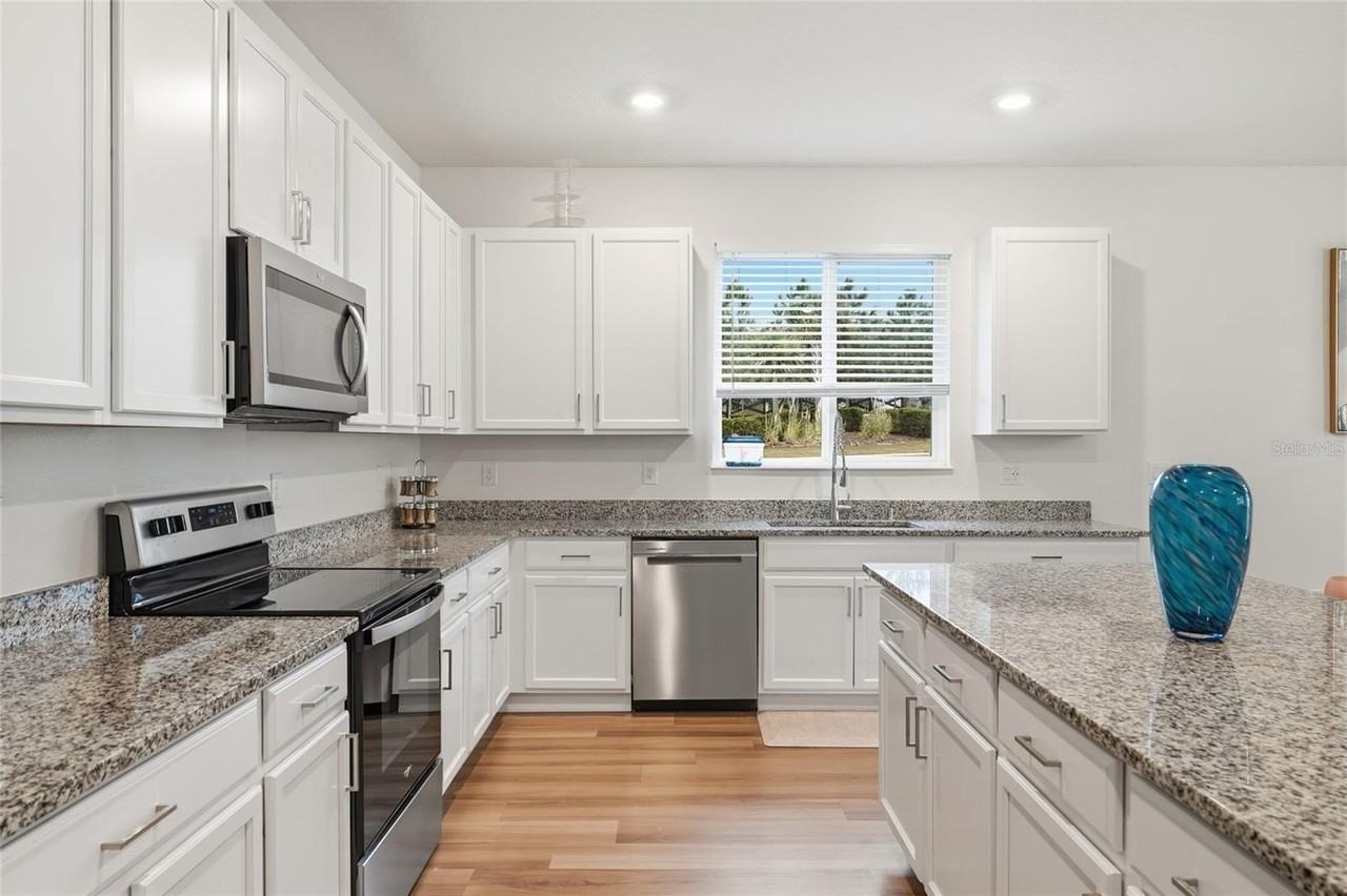2081 Malbec Ct - Photo 7 of 25