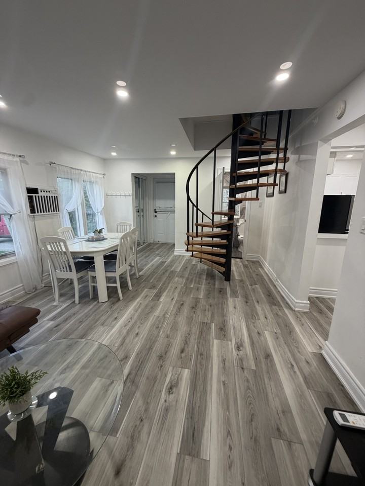 761 Innisfil Beach Road - Photo 2 of 12