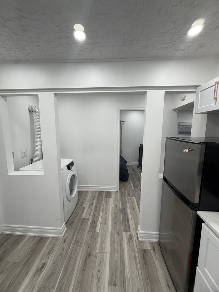 761 Innisfil Beach Road - Photo 7 of 12