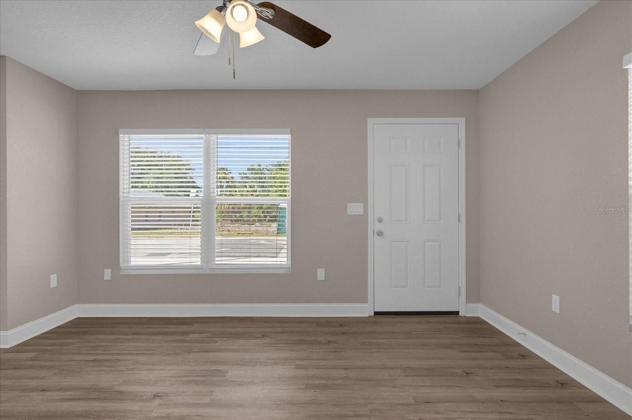 324 Avenue Y Ne #B - Photo 7 of 21