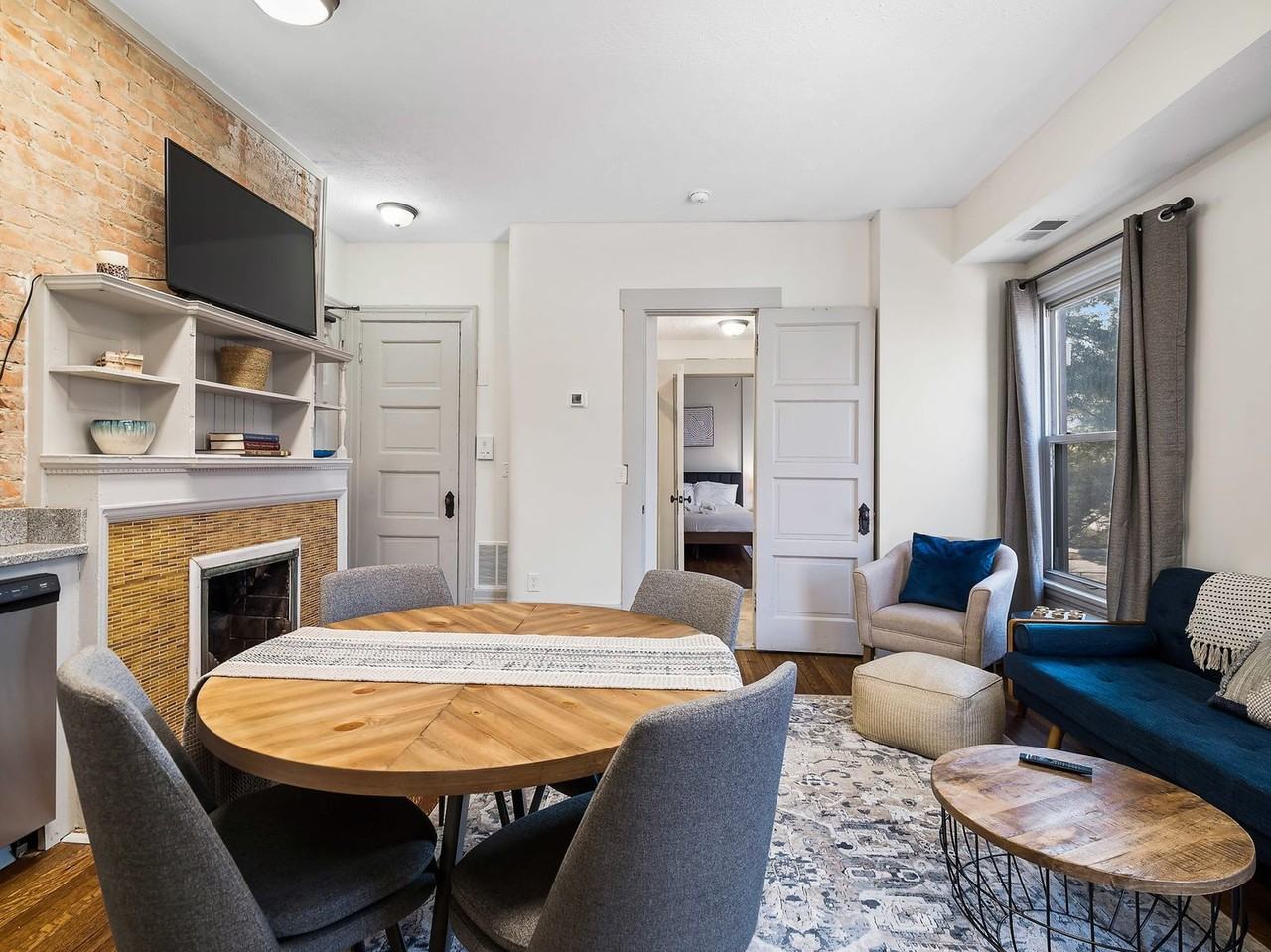 1856 East 89th Street - Photo 4 of 22