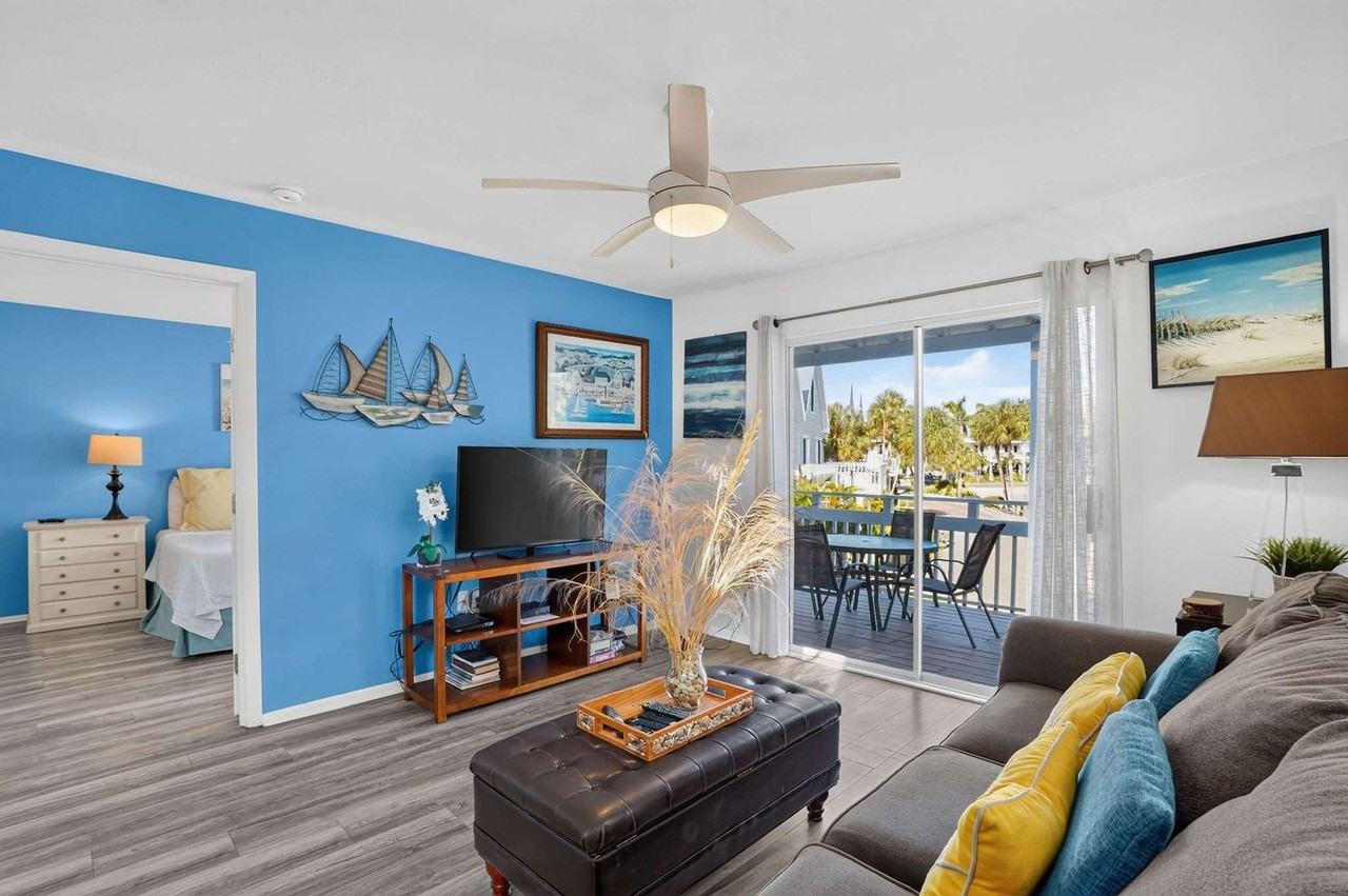 203 64th St #1607985P - Photo 4 of 45