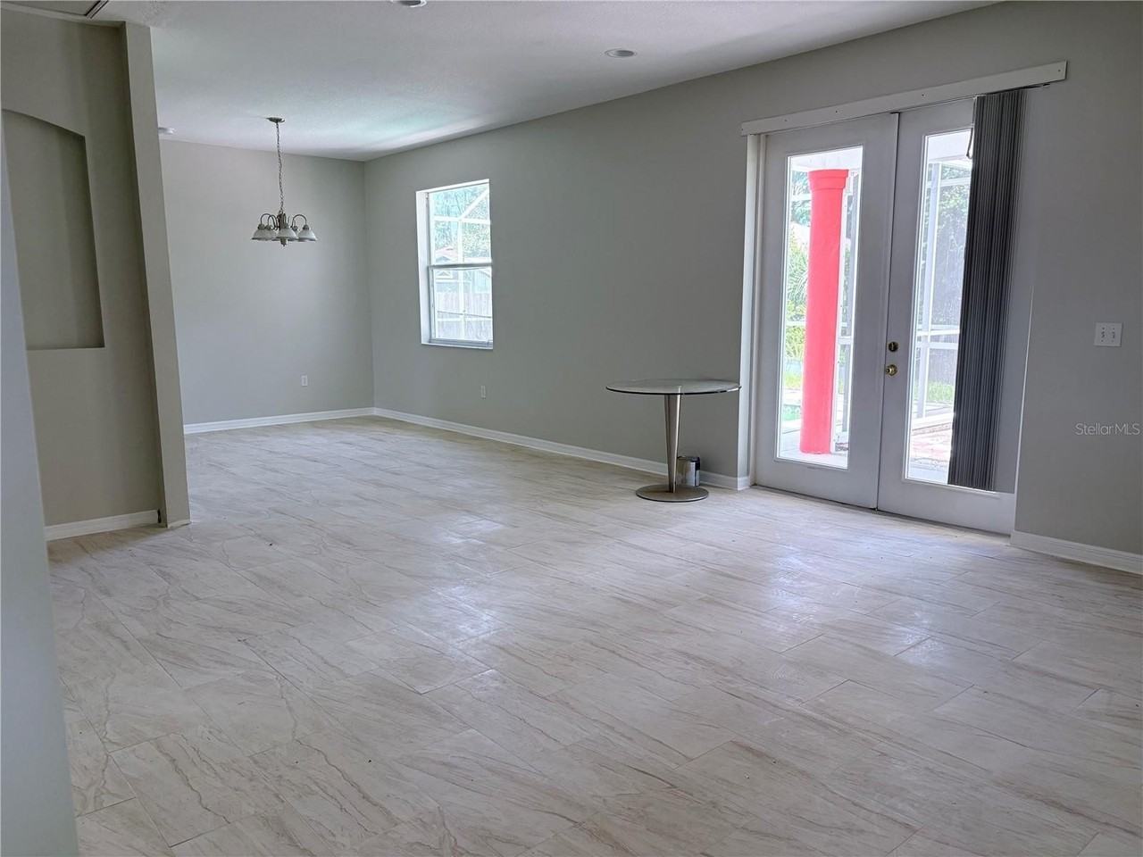 2406 David Ave - Photo 2 of 16