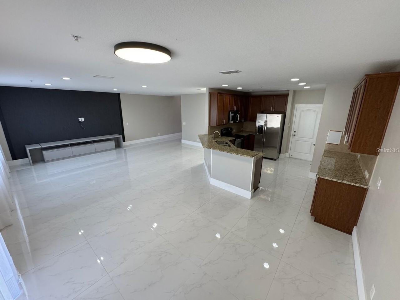 2091 Bent Grass Ave - Photo 4 of 44