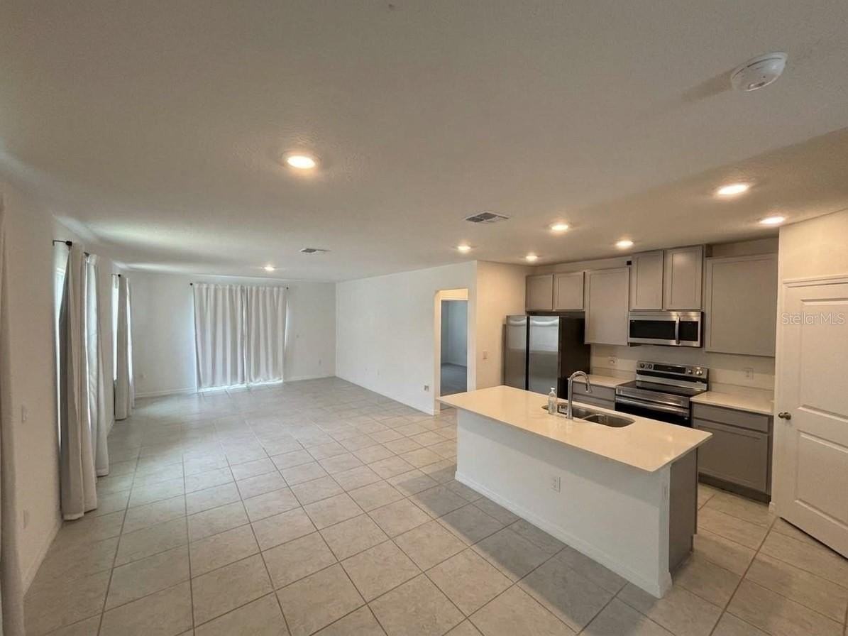 2727 San Marco Way - Photo 6 of 29
