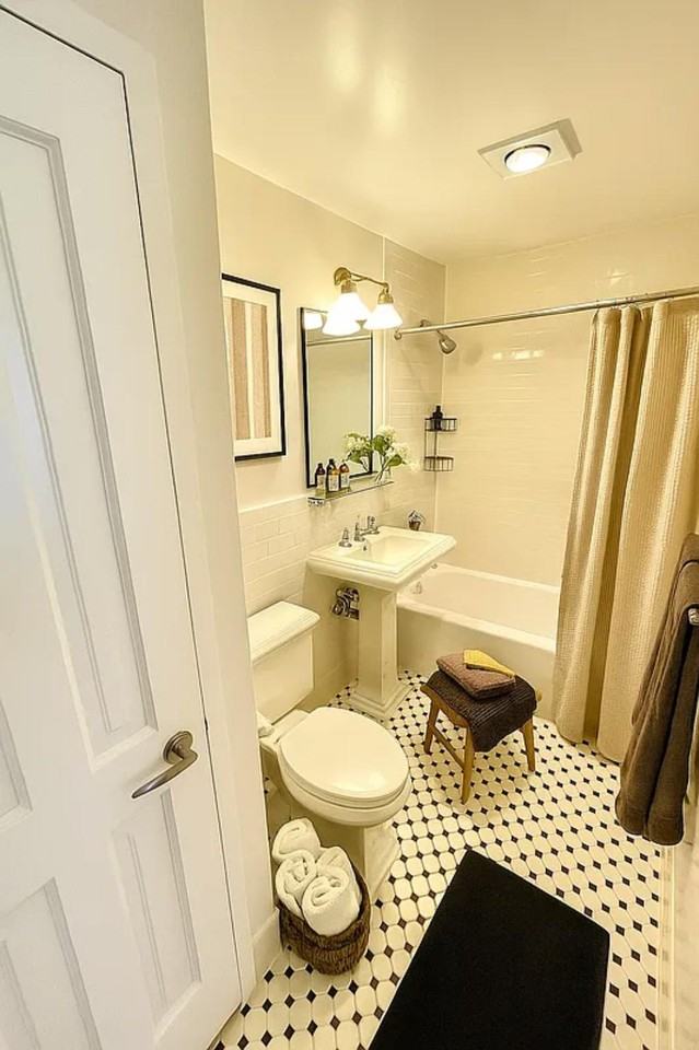 W 22nd St #2B - Photo 5 of 7