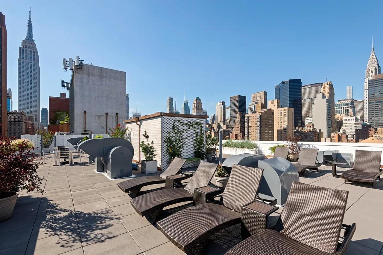E 34th St #4R - Photo 6 of 6
