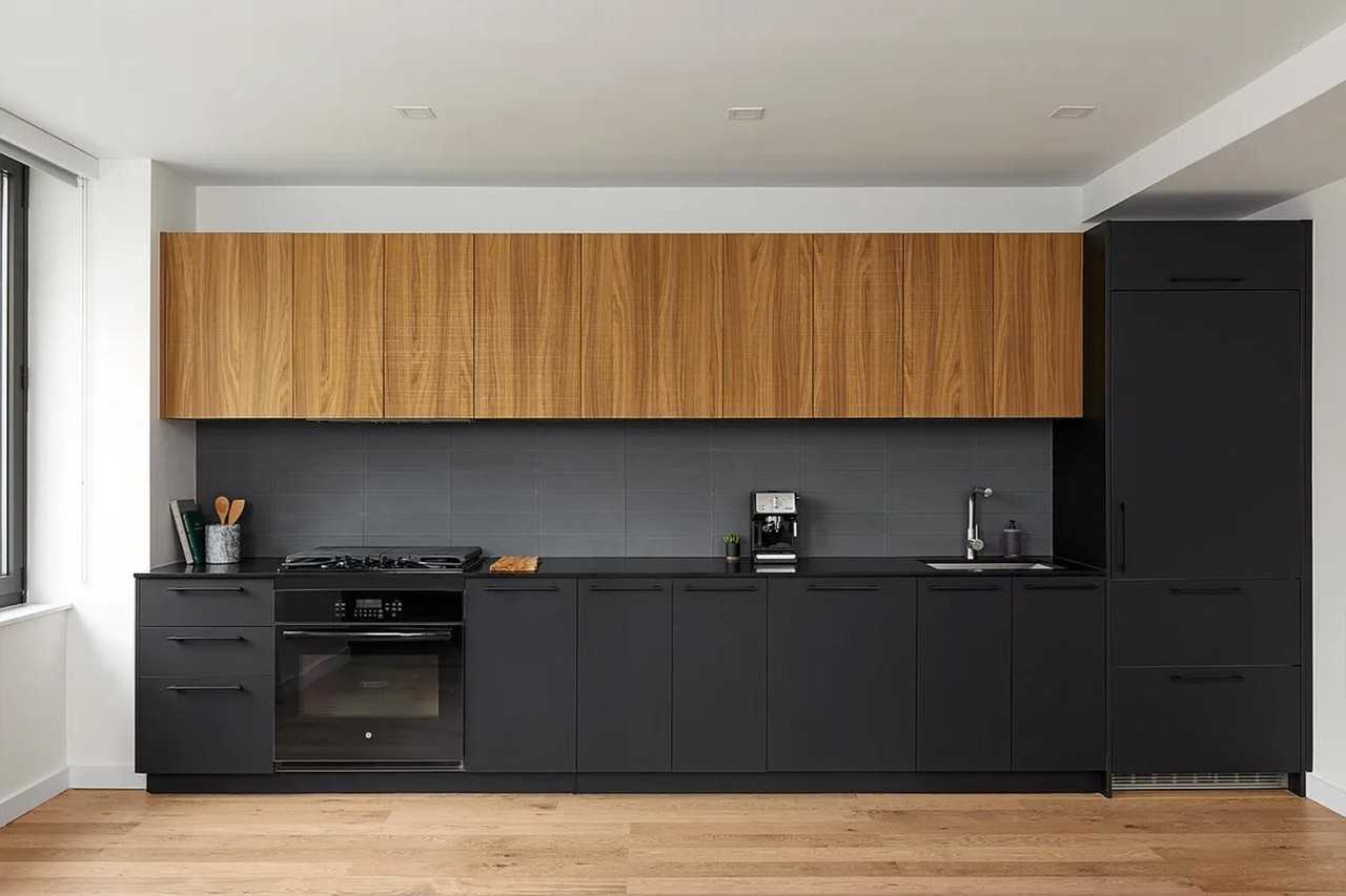 W 35th St #4L - Photo 4 of 10
