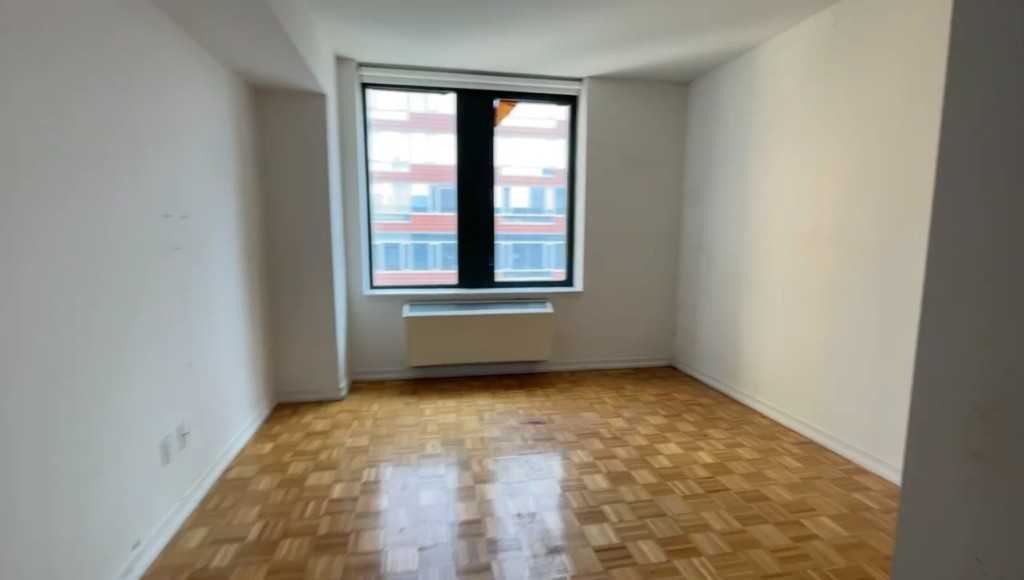 2 S End Ave #704 - Photo 2 of 5